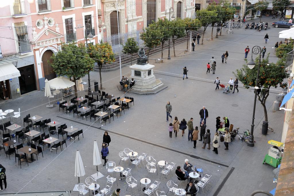 Salvador's square